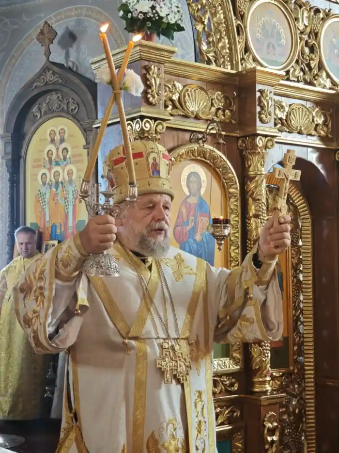 Епископ Ялтинский Нестор возглавил Божественную Литургию в храме Архистратига Божия Михаила в Ореанде