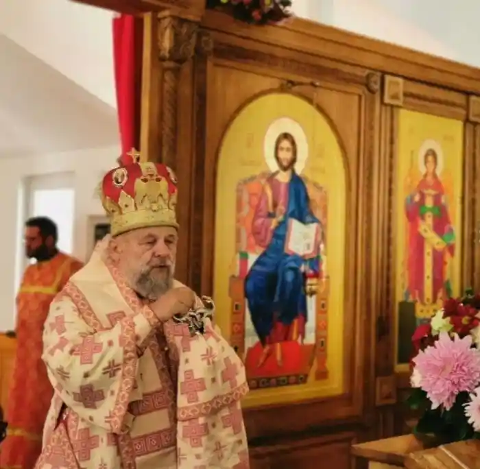 Преосвященнейший епископ Ялтинский Нестор возглавил Божественную Литургию в праздник святых великомучениц Веры, Надежды, Любови и матери их Софии