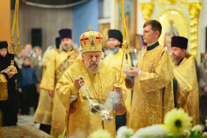 Епископ Ялтинский Нестор совершил Торжественное Всенощное бдение в Свято-Троицком женском монастыре