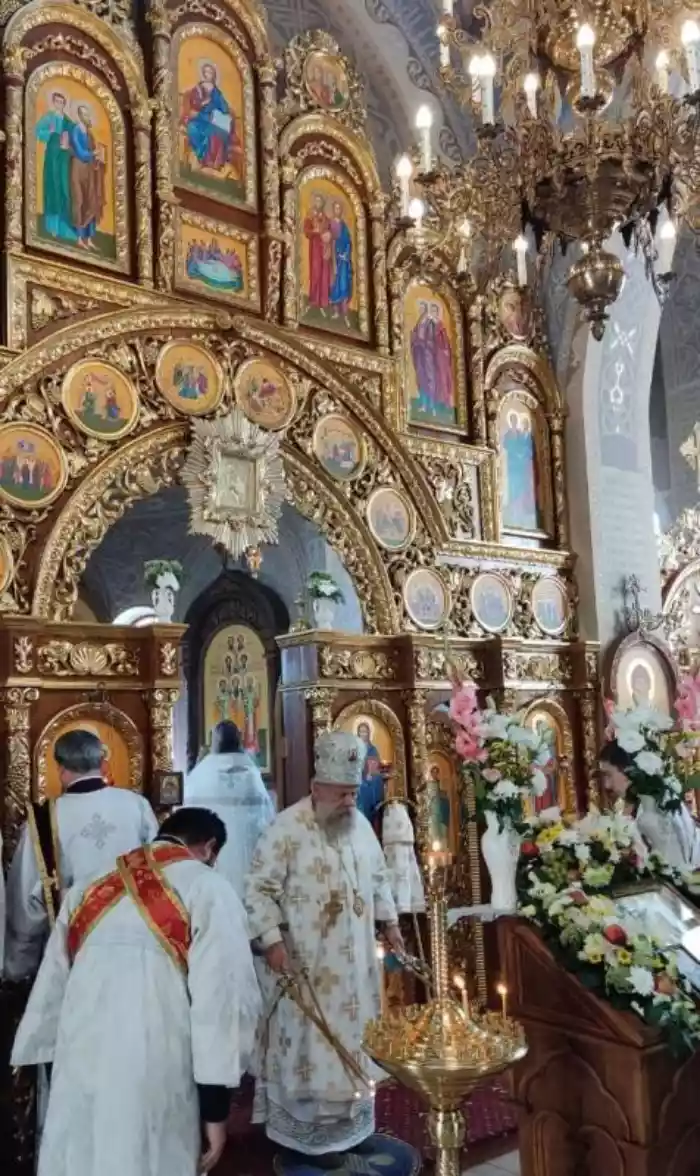 В день памяти священномученика Никодима (Кроткова) на приходе храма Архистратига Михаила в Ореанде  совершена Архиерейским чином Божественная Литургия
